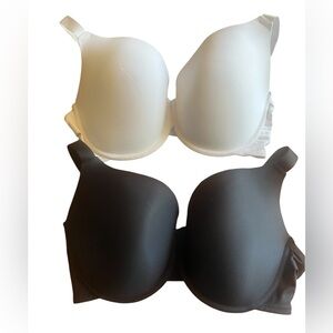 No Boundaries Bundle Lot Bra Size 38DD